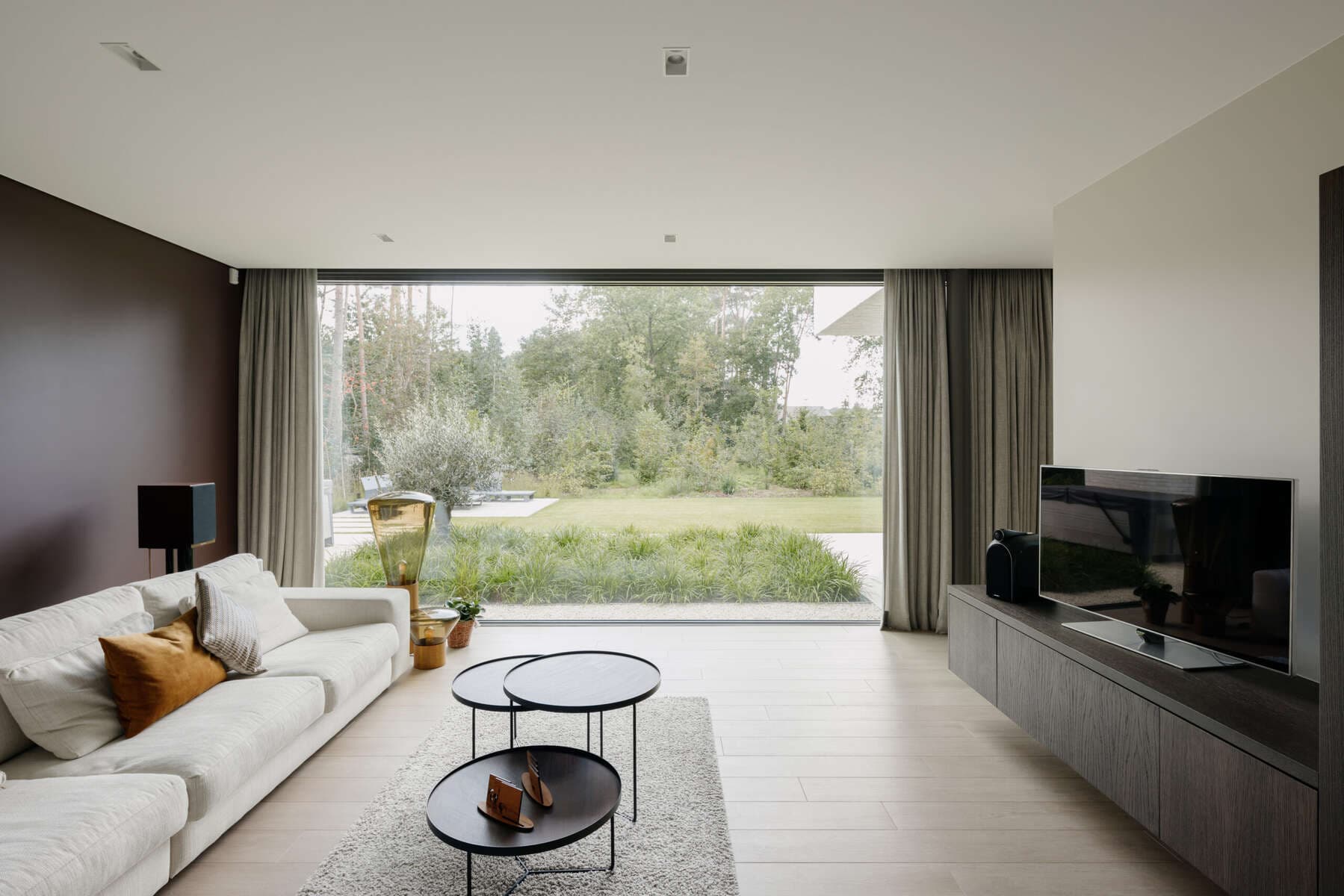 STRETCH ceiling — Living & cinema